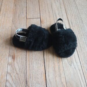 UGG BLACK FLUFF YEAH SLIDE SHEEPSKIN SLIPPER SANDALS Toddler Size 6